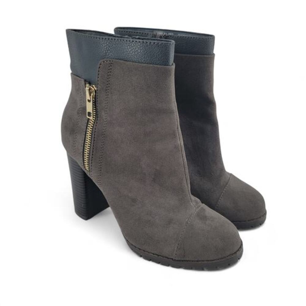 Juicy Couture Womens 6.5 Ankle Boots Faux Suede Gray Chunky‎ Heel Zip
